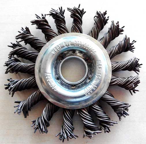 Wire brush