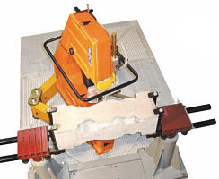 Cutting stone column